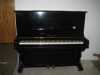 Prodám piano značky Prosch, barva černá, 2 pedály, drobná oprava nutná.