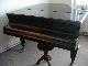 Prodám klavír-krátké křídlo, Ant.Petrof, vídeňská mechanika, funkční, vhodný i k renovaci. 
