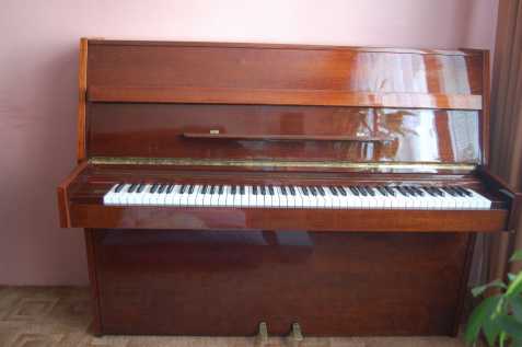 Prodám piano Riga