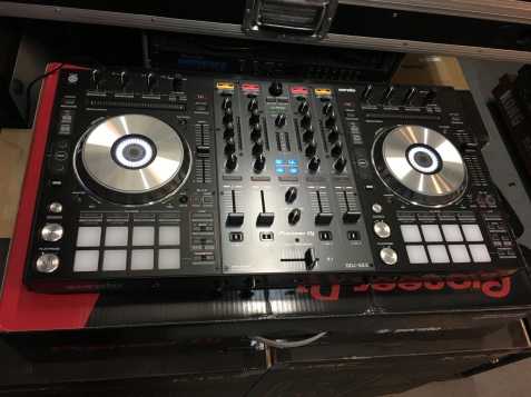 Pioneer DDJ SX3  DJ controller $550